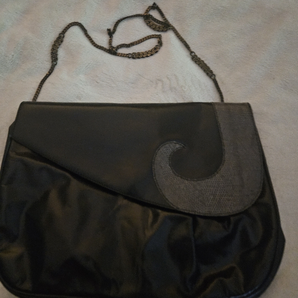 Navy Women's Chain Strap Shoulder Bag Made In Italy